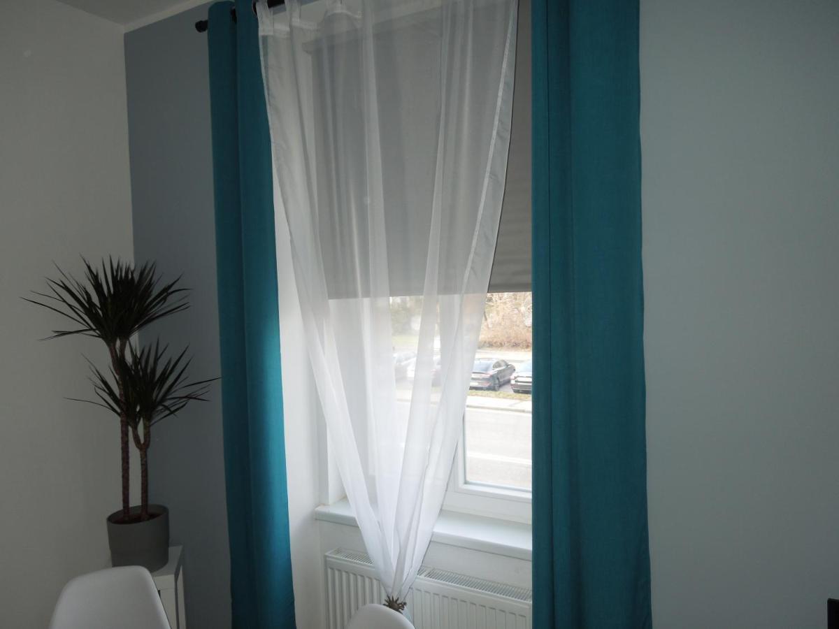 Jonas Apartments - Great Location Near Bratislava City Center Bagian luar foto