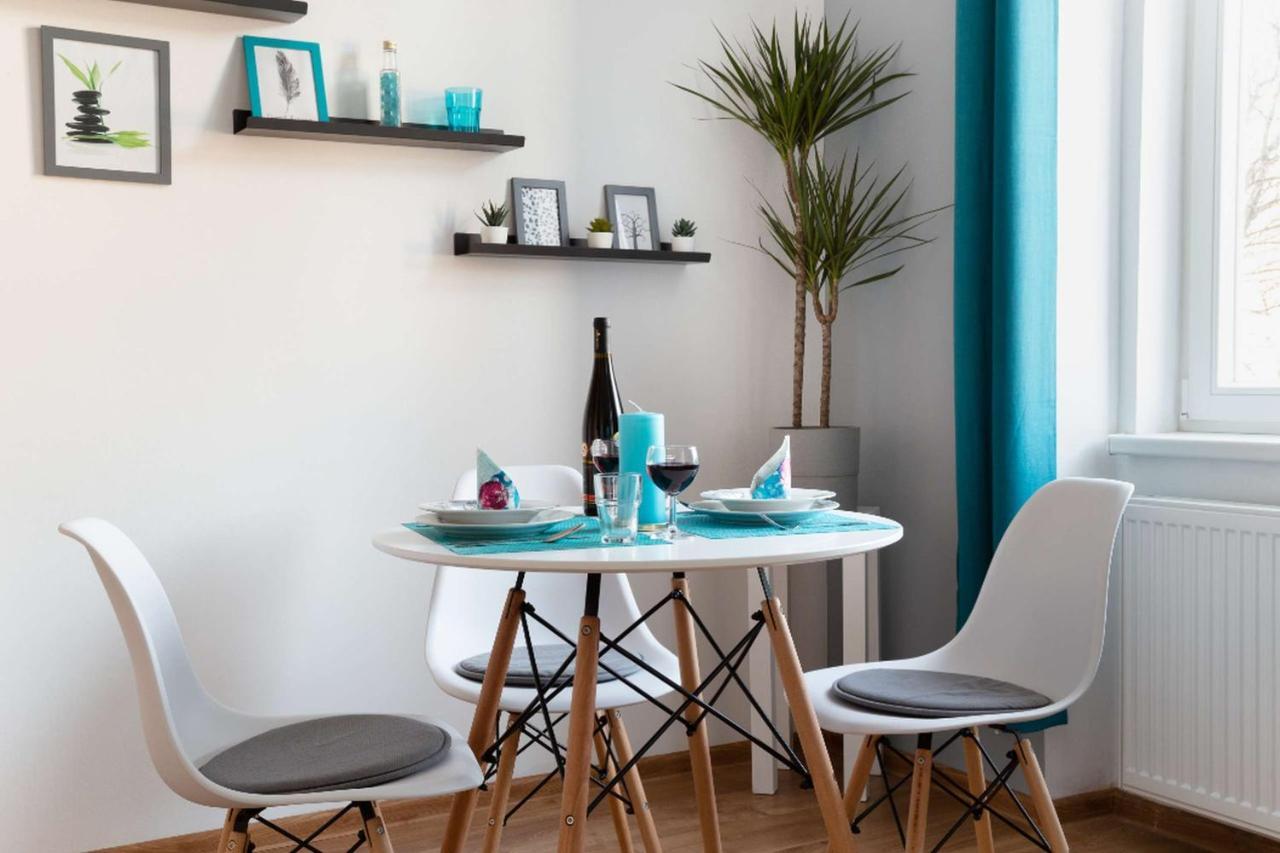 Jonas Apartments - Great Location Near Bratislava City Center Bagian luar foto