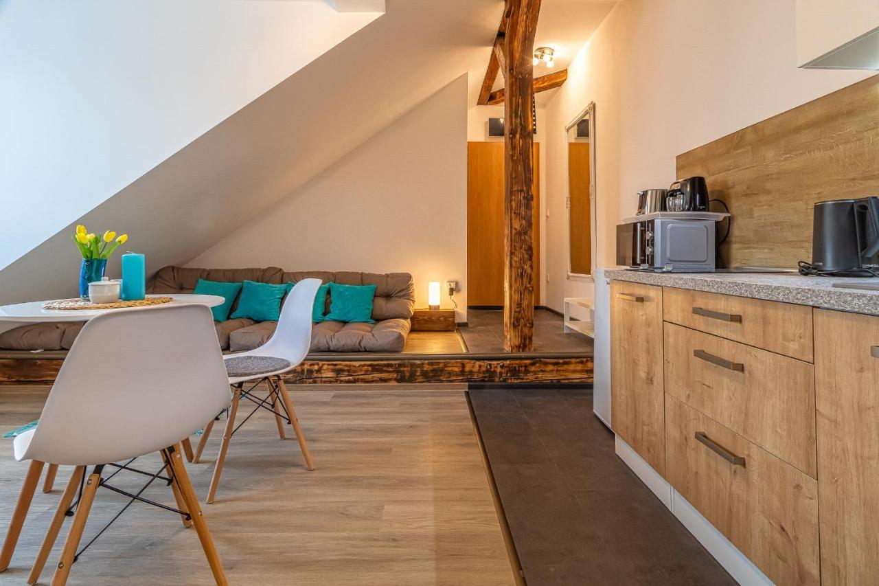 Jonas Apartments - Great Location Near Bratislava City Center Bagian luar foto