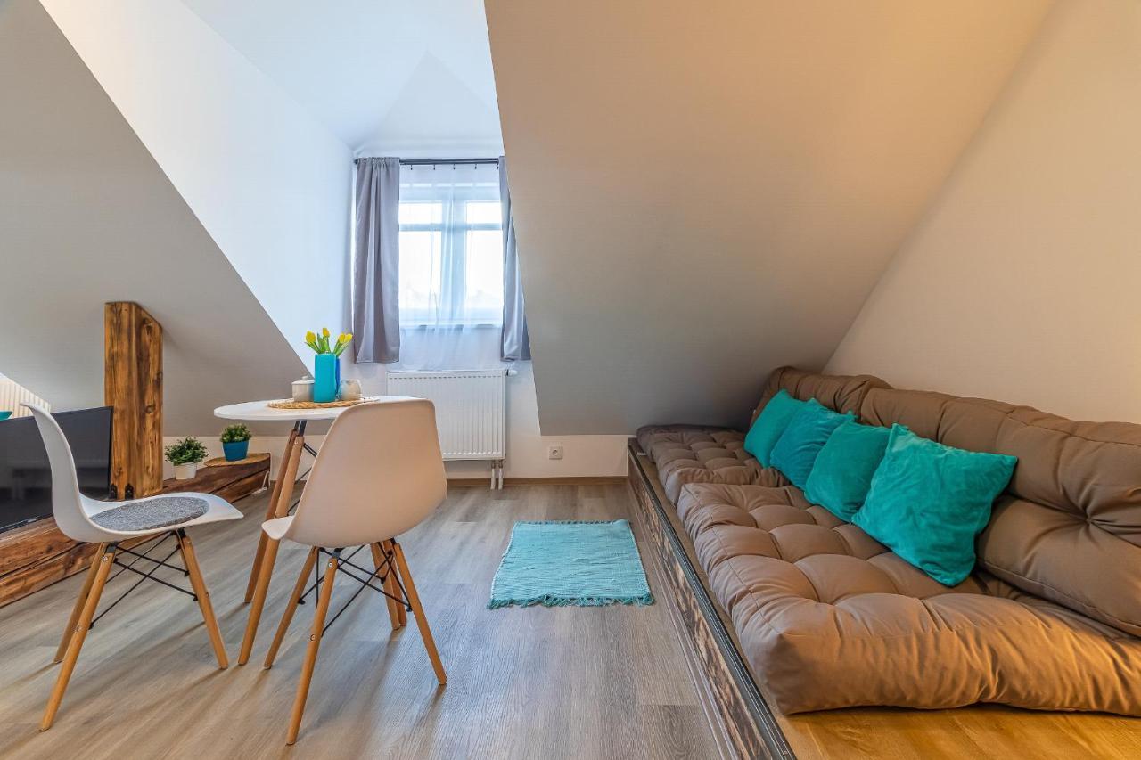 Jonas Apartments - Great Location Near Bratislava City Center Bagian luar foto