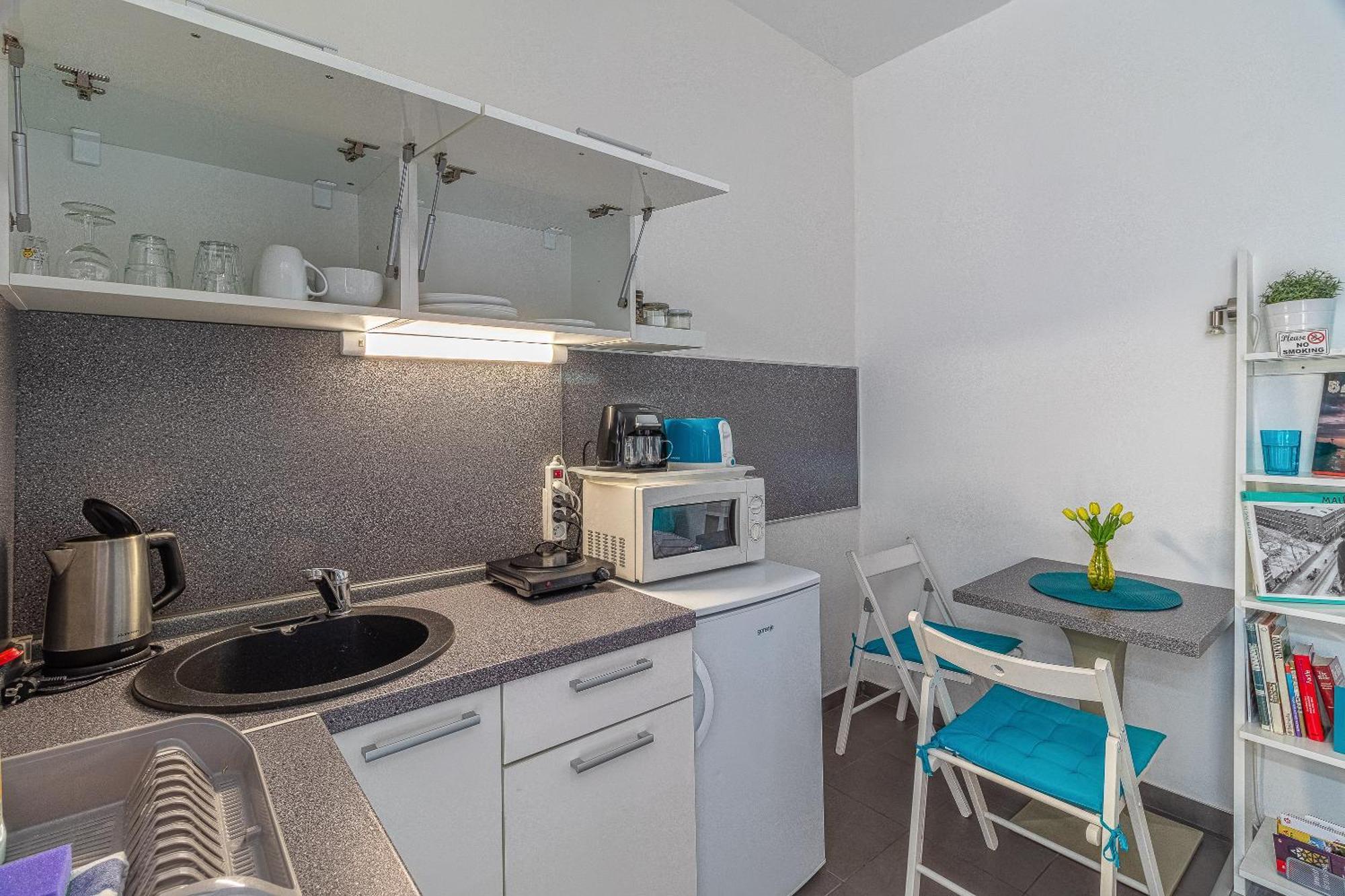 Jonas Apartments - Great Location Near Bratislava City Center Bagian luar foto