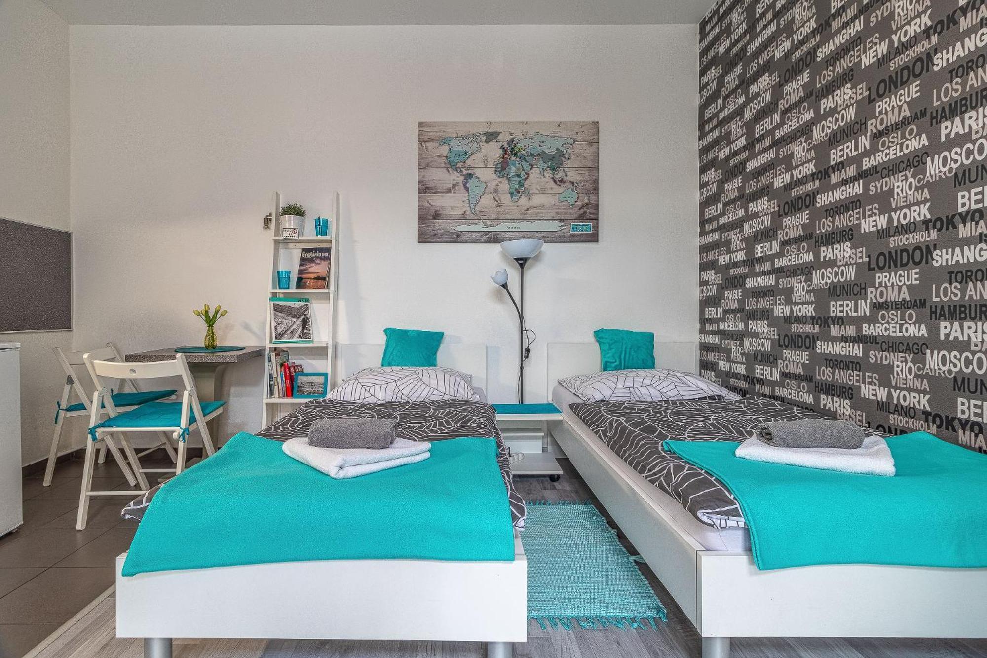 Jonas Apartments - Great Location Near Bratislava City Center Bagian luar foto