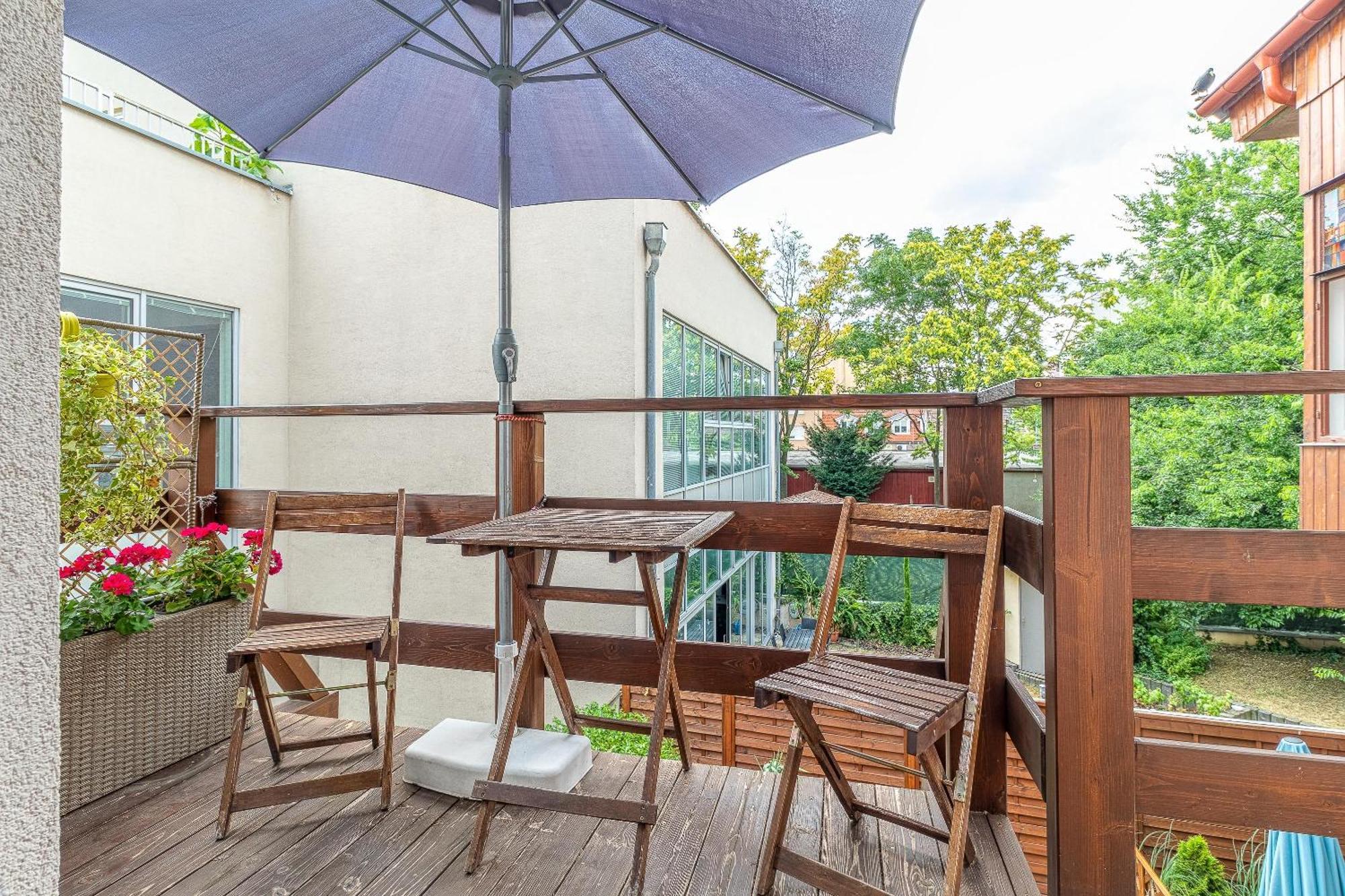 Jonas Apartments - Great Location Near Bratislava City Center Bagian luar foto